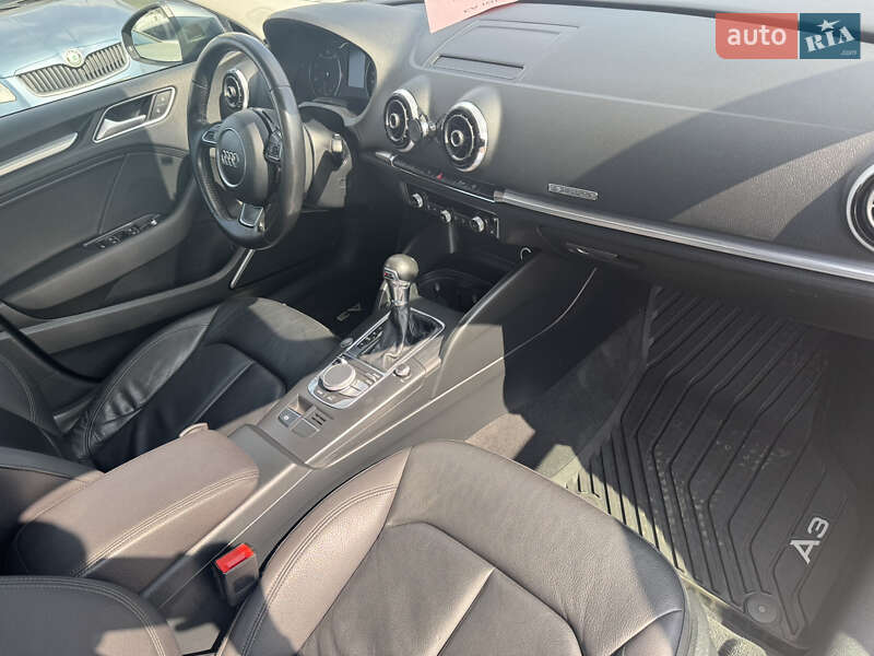Седан Audi A3 2014 в Запорожье