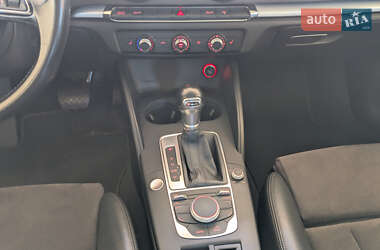 Хэтчбек Audi A3 2016 в 