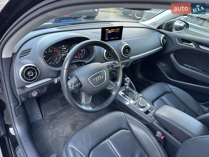 Седан Audi A3 2016 в Одессе