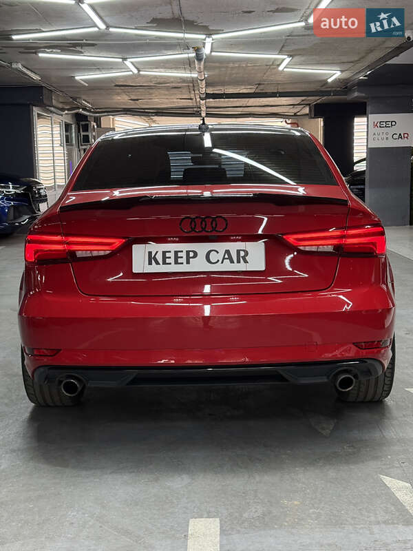 Седан Audi A3 2016 в Одессе
