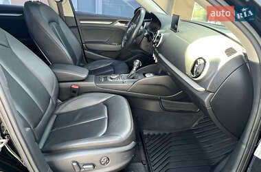 Седан Audi A3 2016 в 