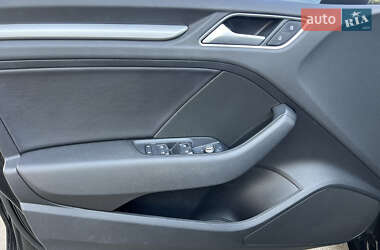 Седан Audi A3 2016 в 