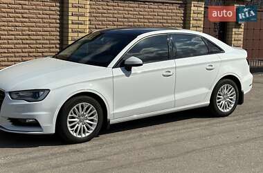 Седан Audi A3 2016 в 