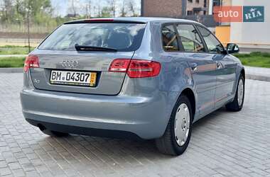 Хетчбек Audi A3 2009 в 
