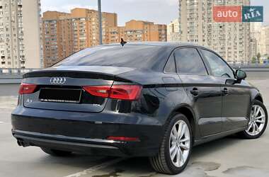 Седан Audi A3 2016 в 