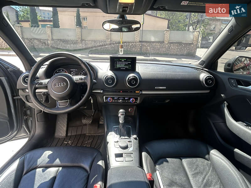 Седан Audi A3 2015 в Тернополе