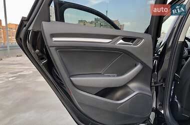 Седан Audi A3 2016 в 