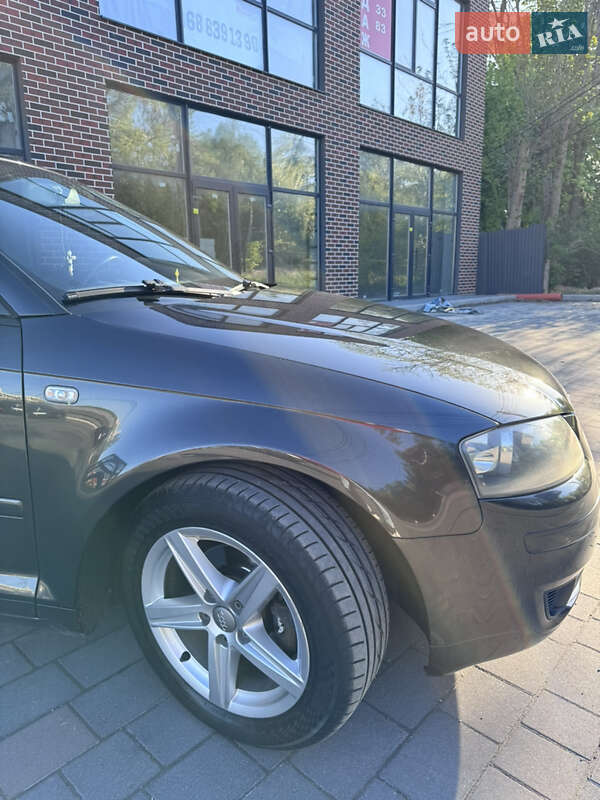 Хэтчбек Audi A3 2004 в Тернополе
