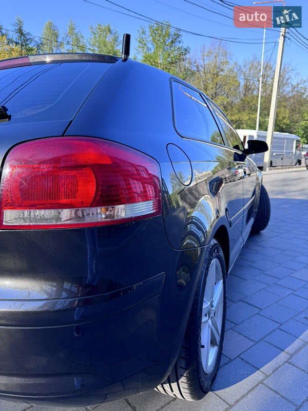 Хэтчбек Audi A3 2004 в Тернополе