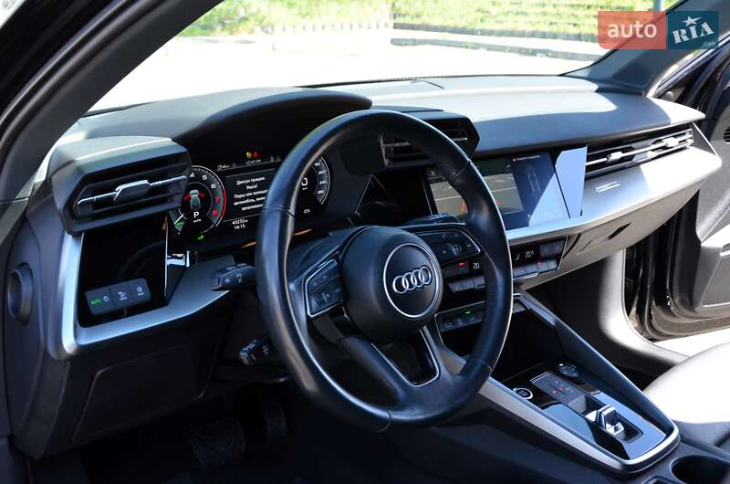 Хэтчбек Audi A3 2021 в Киеве фото 23 Хэтчбек Audi A3 2021 в Киеве
