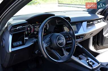 Хетчбек Audi A3 2021 в 