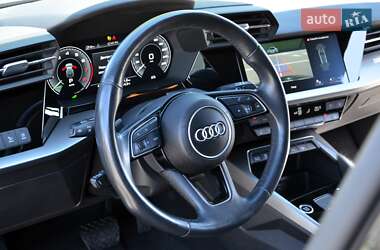 Хетчбек Audi A3 2021 в 