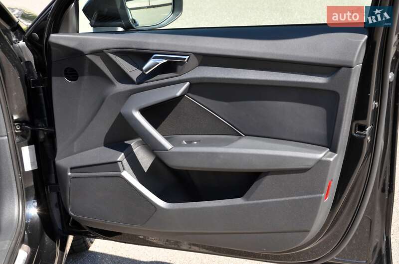 Хэтчбек Audi A3 2021 в Киеве фото 33 Хэтчбек Audi A3 2021 в Киеве