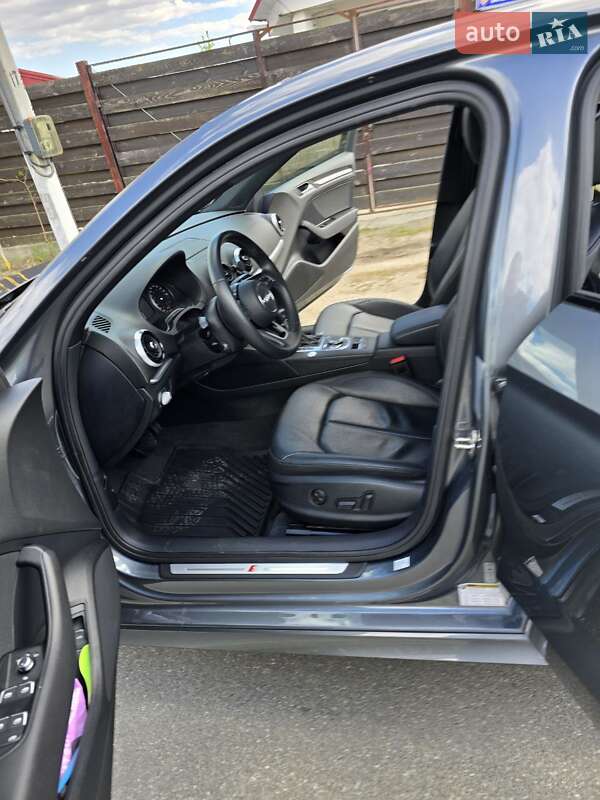 Седан Audi A3 2020 в Киеве