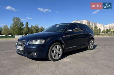 Хэтчбек Audi A3 2006 в 