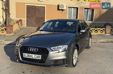 Хетчбек Audi A3 2019 в Львові