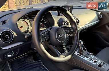 Хэтчбек Audi A3 2019 в 