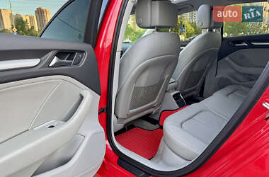 Седан Audi A3 2014 в 
