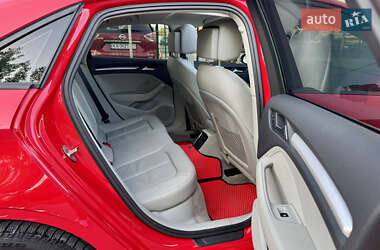 Седан Audi A3 2014 в 