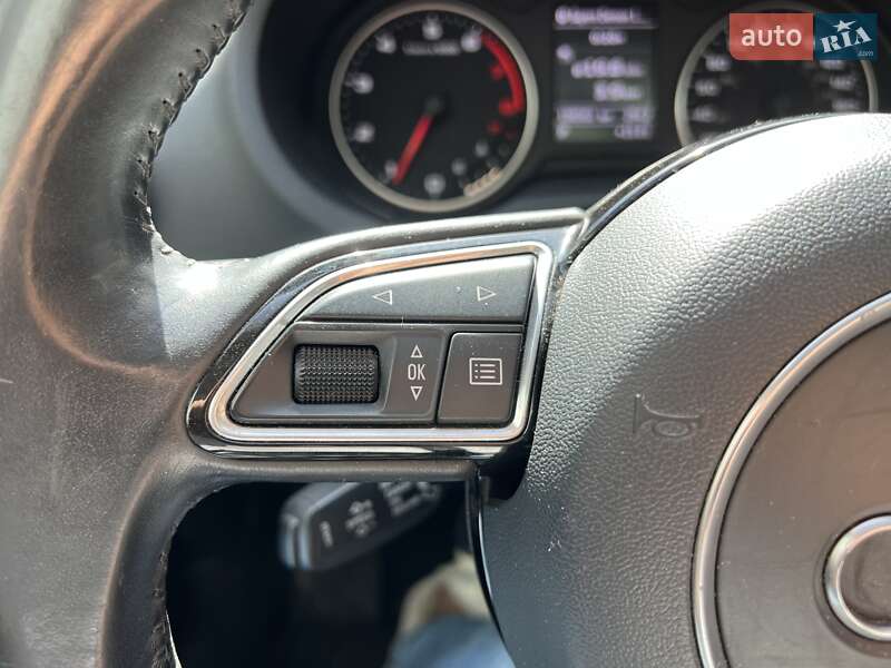 Седан Audi A3 2014 в Киеве