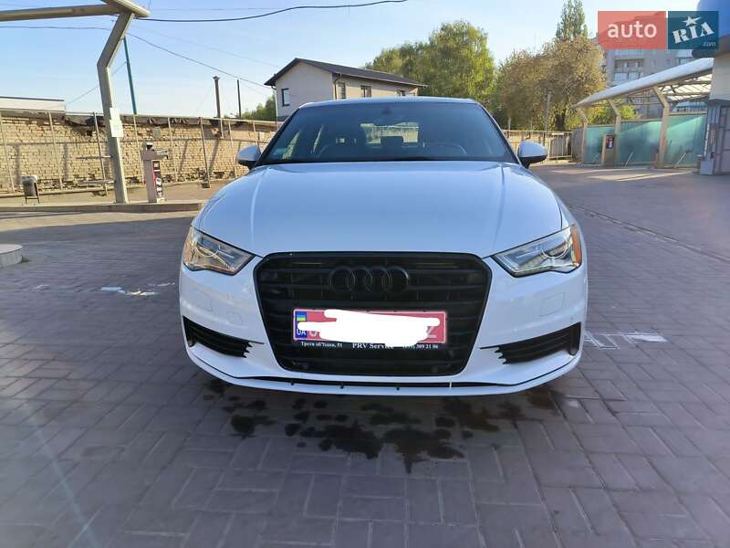 Хетчбек Audi A3 2005 в 