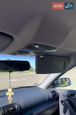 Хэтчбек Audi A3 2001 в 