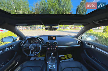 Хэтчбек Audi A3 2016 в 