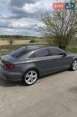 Седан Audi A3 2019 в 