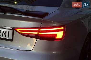 Седан Audi A3 2016 в 