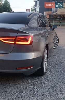 Седан Audi A3 2014 в 