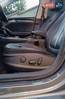 Седан Audi A3 2014 в 