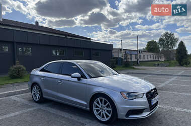 Седан Audi A3 2015 в 
