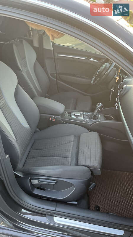 Хетчбек Audi A3 2015 в Бобрику