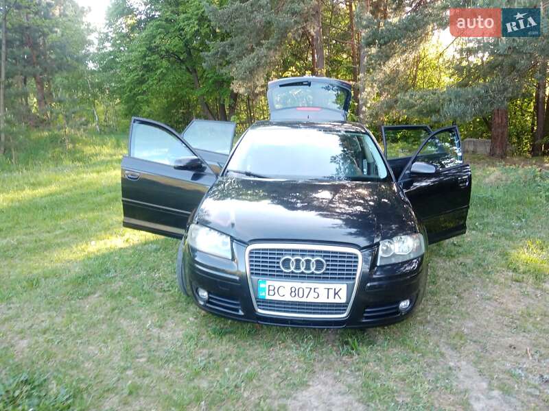 Хэтчбек Audi A3 2005 в Жовкве