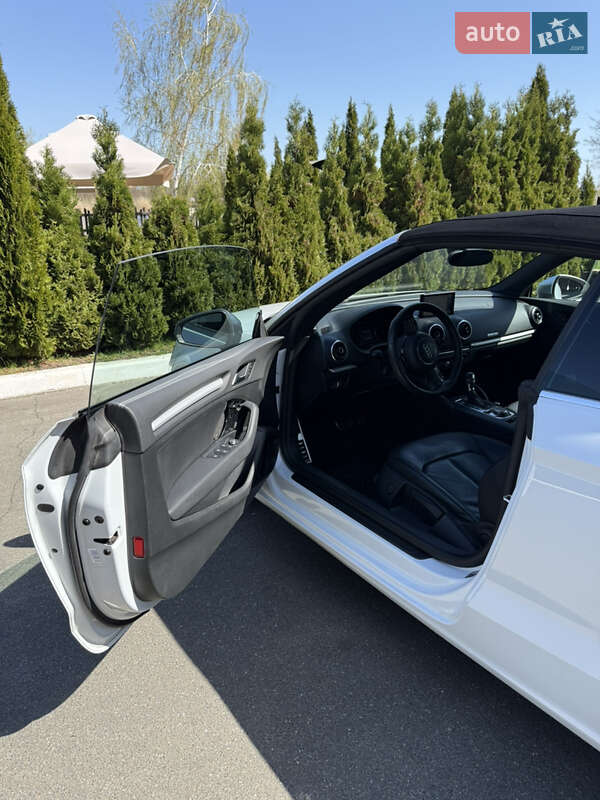 Кабріолет Audi A3 2015 в Києві