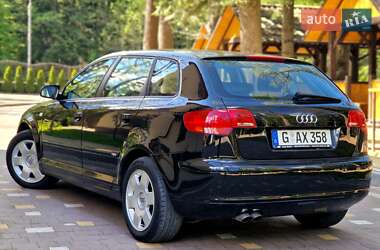 Хэтчбек Audi A3 2005 в 
