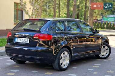 Хэтчбек Audi A3 2005 в 