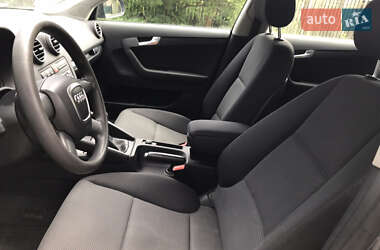 Хетчбек Audi A3 2006 в 
