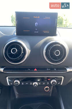 Седан Audi A3 2015 в 
