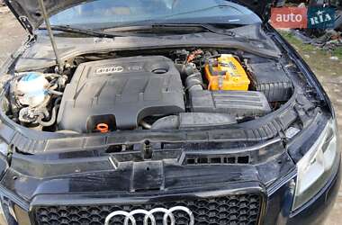 Хетчбек Audi A3 2010 в 