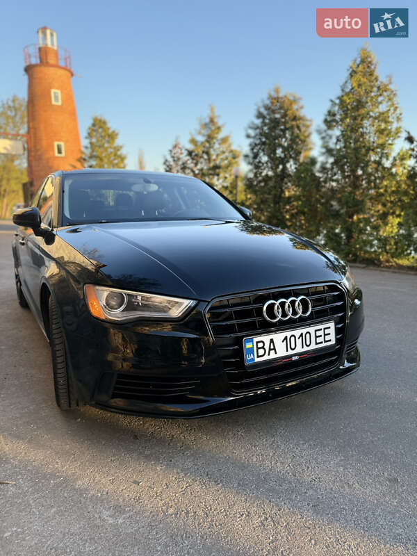Седан Audi A3 2014 в 