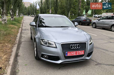 Хэтчбек Audi A3 2009 в 