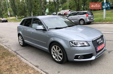 Хэтчбек Audi A3 2009 в 