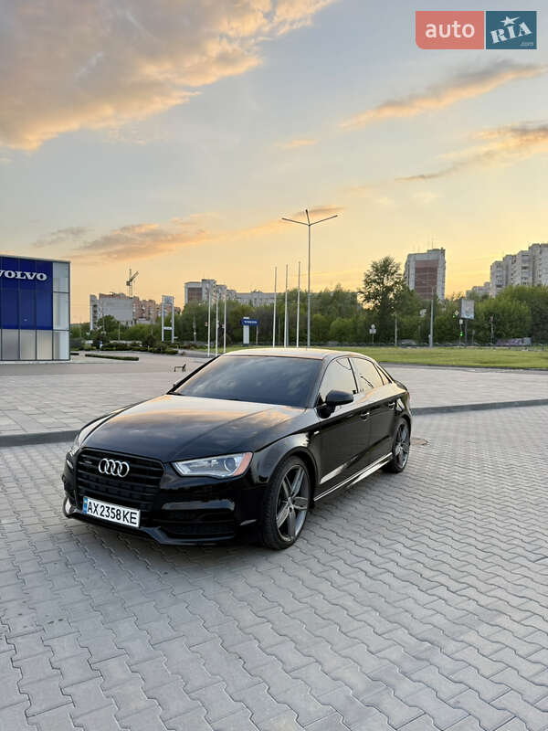 Седан Audi A3 2016 в 