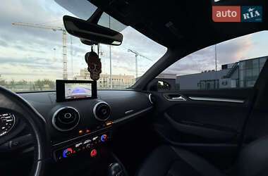 Седан Audi A3 2016 в 