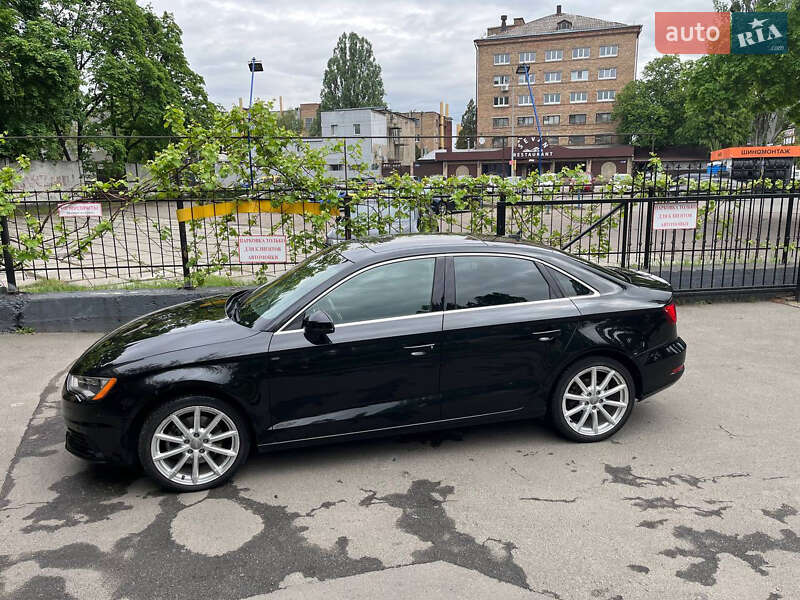 Седан Audi A3 2015 в Києві