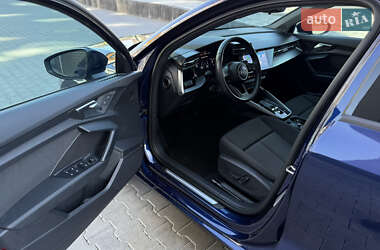 Седан Audi A3 2021 в 