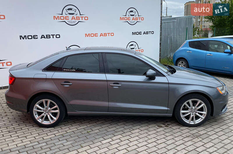 Седан Audi A3 2014 в Рівному