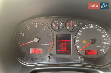 Хэтчбек Audi A3 2002 в 