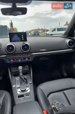 Седан Audi A3 2017 в 